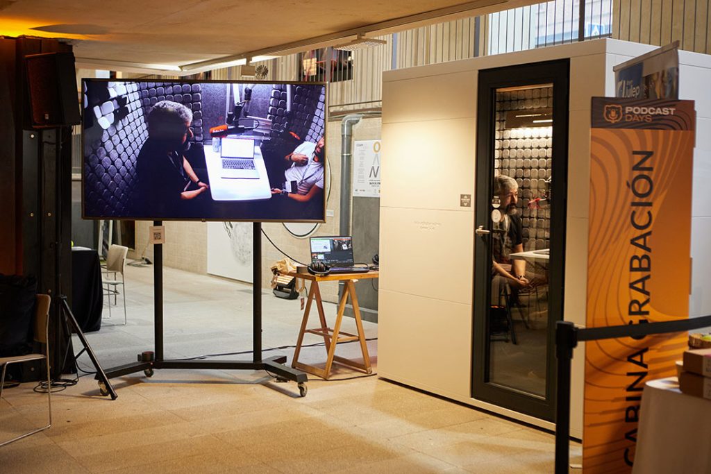 Grabación del podcast Independientech para el diario El Independiente en Podcast Days